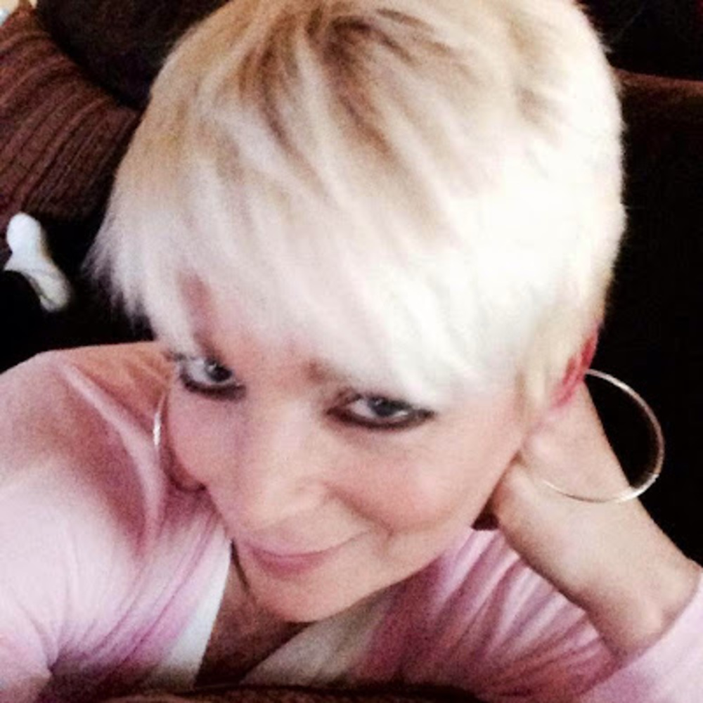 Meet your Posher, Evy